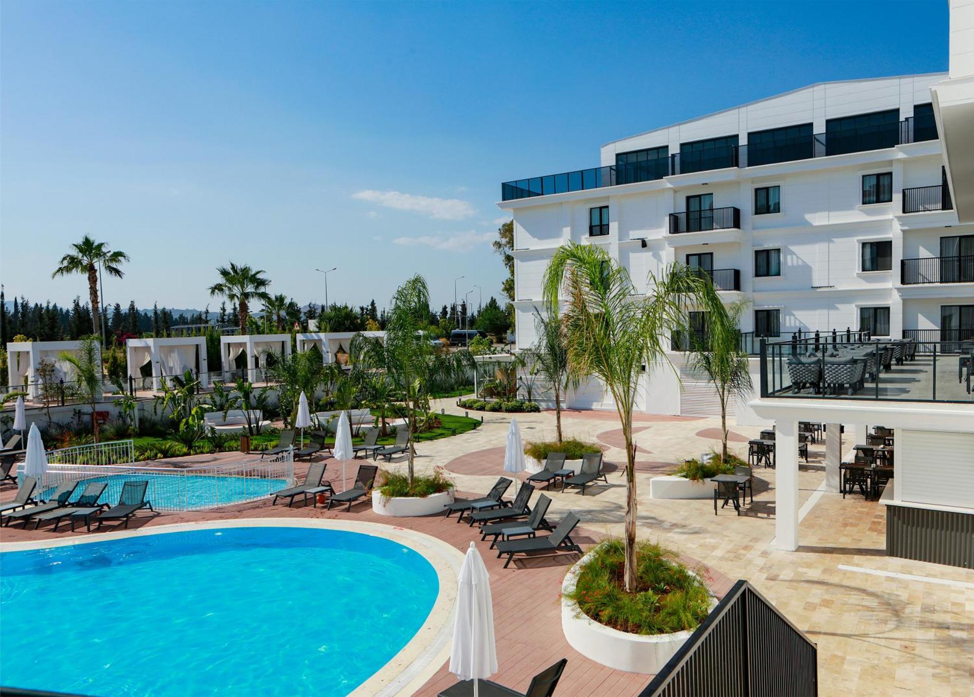 Ramada By Wyndham Dalaman Exteriör bild